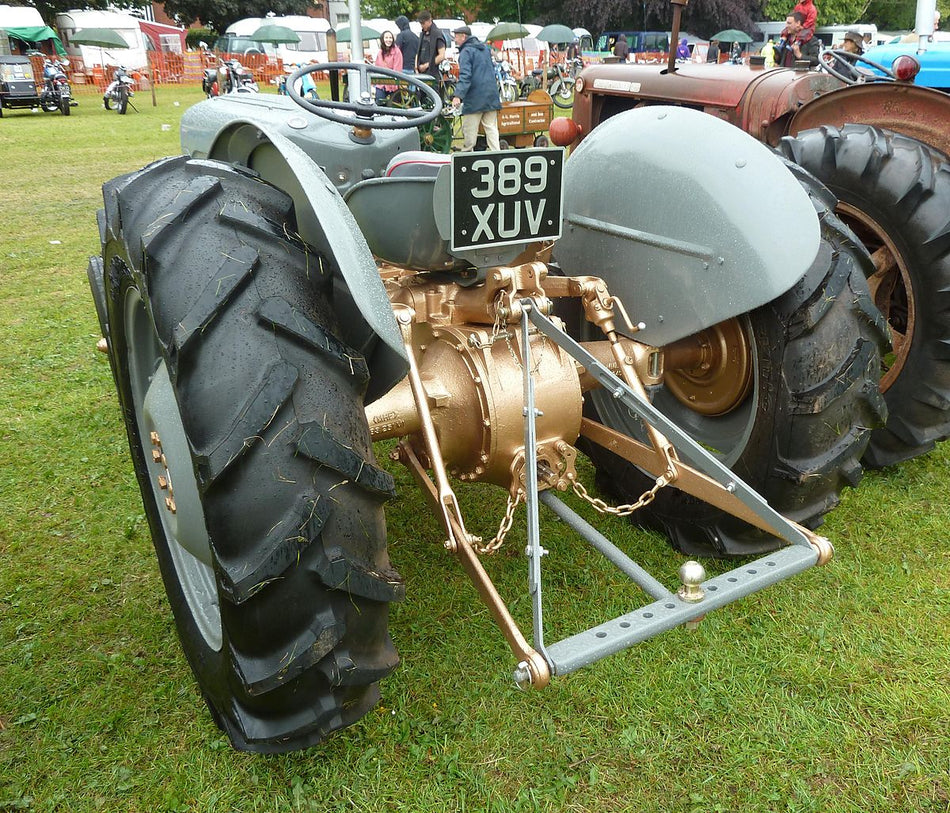 9975 Series Australian Standard Tow Ball 50mm and Non standard agricultural tow balls